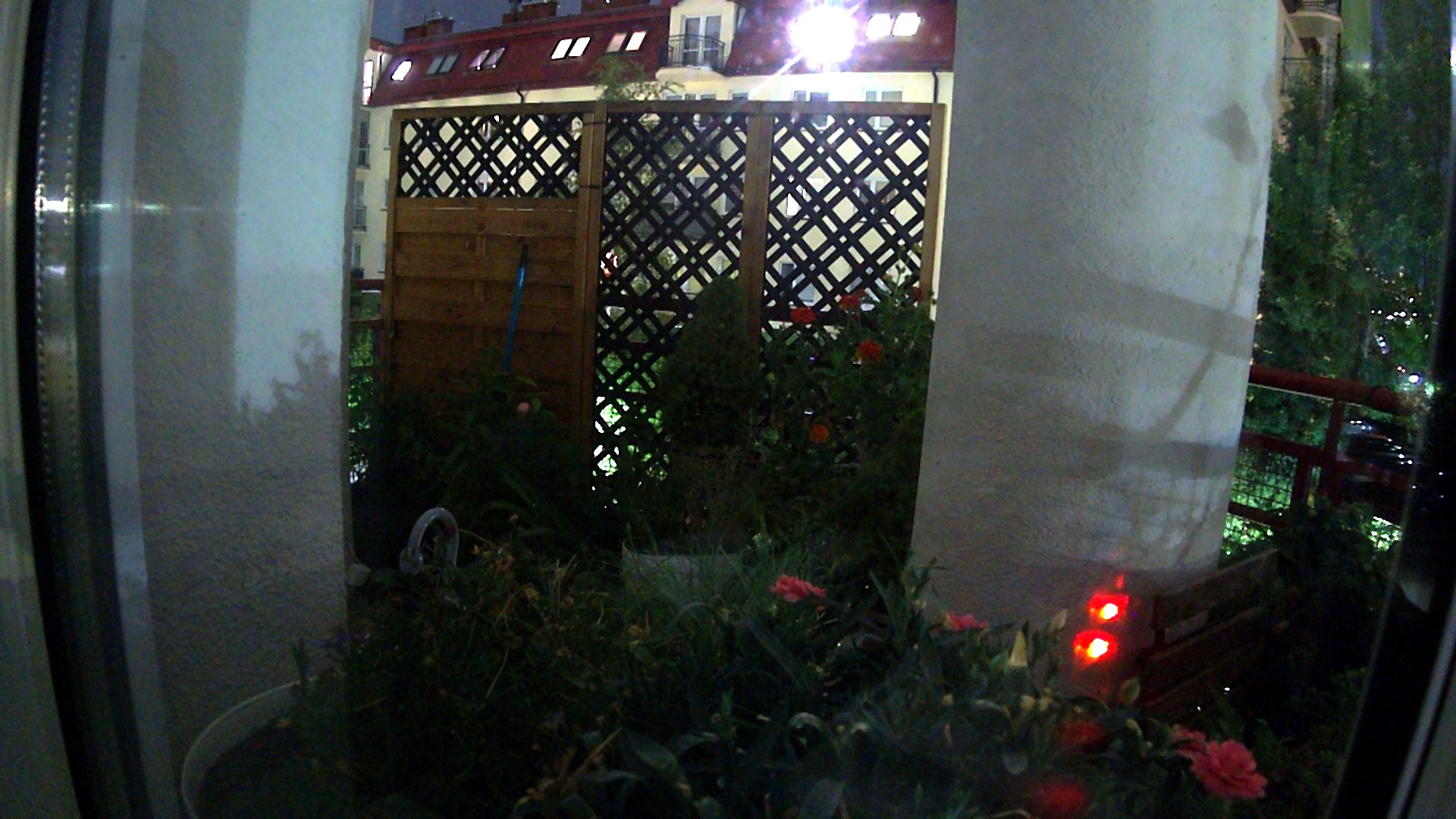 23:20:33