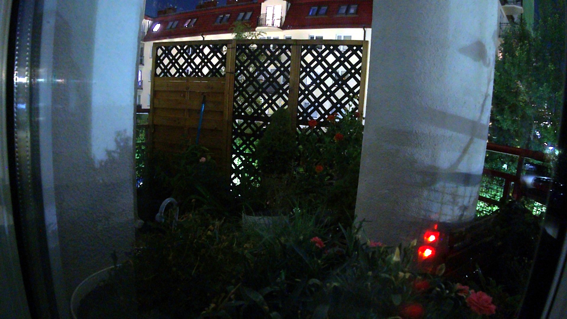22:20:03